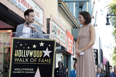 Mandy Moore erhält einen Stern auf dem Hollywood Walk of Fame in Los Angeles