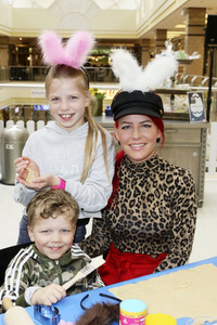 Promi-Osterbacken in Hamburg