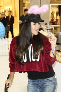 Promi-Osterbacken in Hamburg