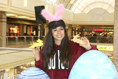 Promi-Osterbacken in Hamburg