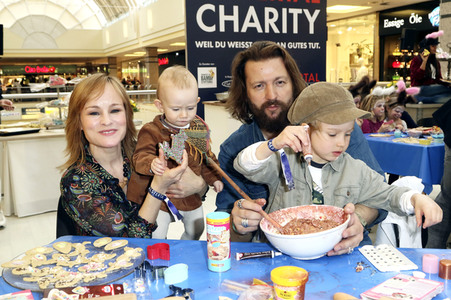 Promi-Osterbacken in Hamburg