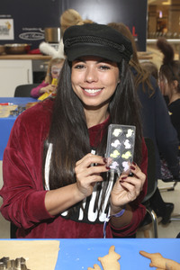 Promi-Osterbacken in Hamburg