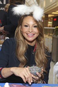 Promi-Osterbacken in Hamburg