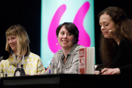 Kristen Roupenian und Mieze Katz auf der lit.cologne 2019 in Köln