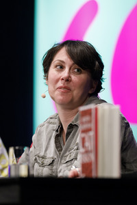 Kristen Roupenian und Mieze Katz auf der lit.cologne 2019 in Köln