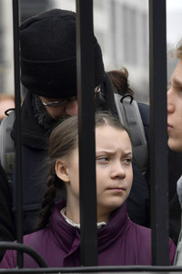 Schülerdemonstration 'Fridays for Future' in Berlin