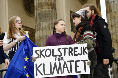 Schülerdemonstration 'Fridays for Future' in Berlin