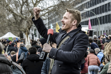 Schülerdemonstration 'Fridays for Future' in Berlin
