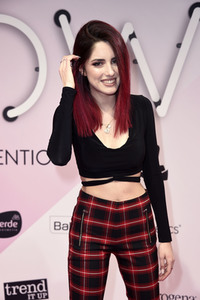 Glow - The Beauty Convention by dm in Stuttgart