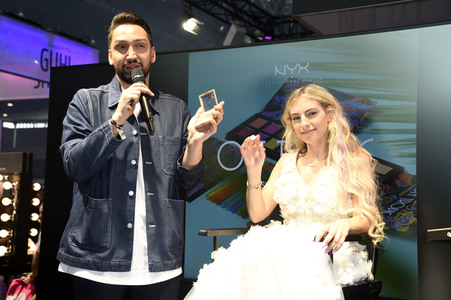 Glow - The Beauty Convention by dm in Stuttgart