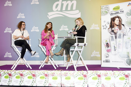 Glow - The Beauty Convention by dm in Stuttgart