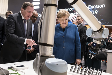 Eröffnungsrundgang der Kanzlerin auf der Hannover Messe 2019