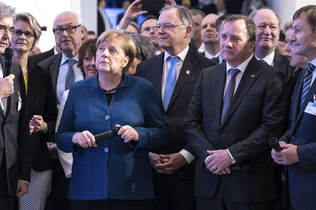 Eröffnungsrundgang der Kanzlerin auf der Hannover Messe 2019
