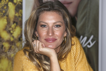 Buchsignierstunde mit Gisele Bündchen in Hamburg