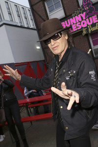 Eröffnung 'The Bunny Burlesque St. Pauli' in Hamburg