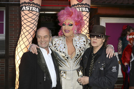 Eröffnung 'The Bunny Burlesque St. Pauli' in Hamburg