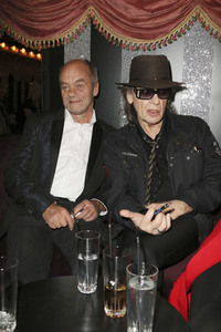 Eröffnung 'The Bunny Burlesque St. Pauli' in Hamburg