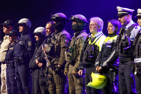 Vereidigung von Kommissaranwärtern in Köln