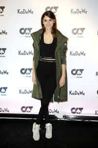 Eröffnung des ersten temporären AlphaTauri 3D-Knit Labs in Berlin