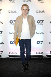 Eröffnung des ersten temporären AlphaTauri 3D-Knit Labs in Berlin