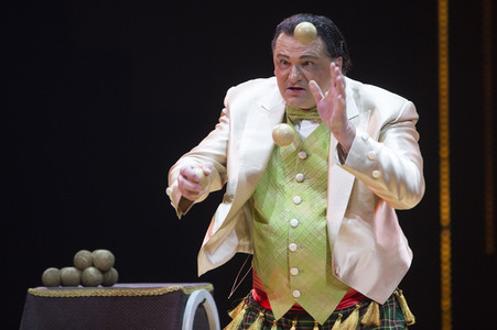 Circus Krone Premiere 'Mandana - Circuskunst neu geträumt' in München