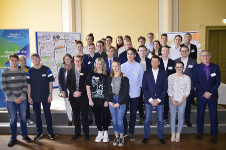 Ministerpräsident Michael Kretschmer bei einem Schülerworkshop in Görlitz