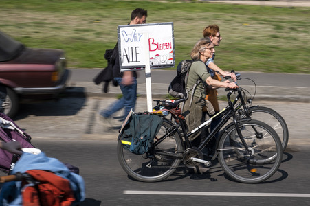 Demontration 'Gemeinsam gegen Verdrängung und Mietenwahnsinn' in Berlin