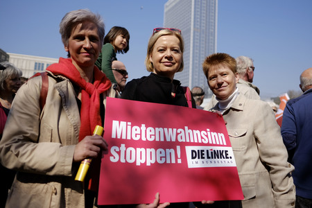 Demontration 'Gemeinsam gegen Verdrängung und Mietenwahnsinn' in Berlin