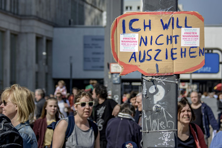 Demontration 'Gemeinsam gegen Verdrängung und Mietenwahnsinn' in Berlin