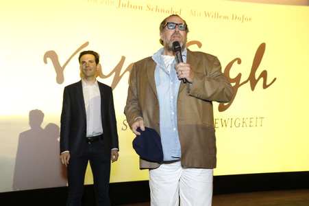 Filmpremiere 'Van Gogh - An der Schwelle zur Ewigkeit' in München