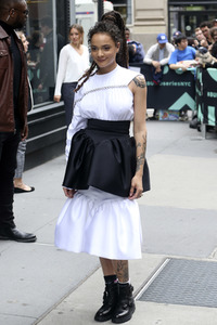 Milla Jovovich und Sasha Lane bei der Talkshow 'Build Series' in New York