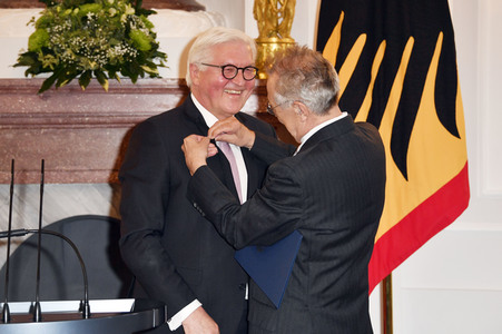 Verleihung des Verdienstordens der Bundesrepublik Deutschland an Dieter Kosslick in Berlin