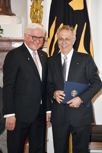 Verleihung des Verdienstordens der Bundesrepublik Deutschland an Dieter Kosslick in Berlin