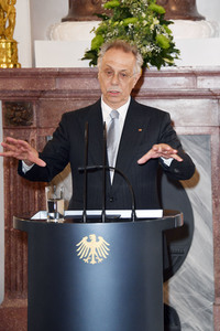 Verleihung des Verdienstordens der Bundesrepublik Deutschland an Dieter Kosslick in Berlin