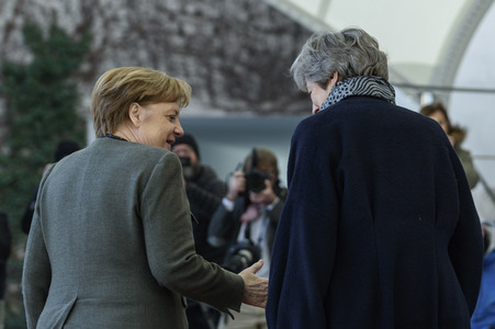 Theresa May zu Brexit Gespräch in Berlin