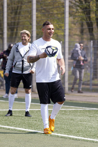 Charity Fußball-Länderspiel in Duisburg