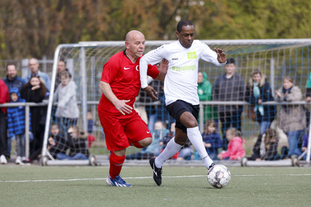 Charity Fußball-Länderspiel in Duisburg