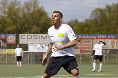 Charity Fußball-Länderspiel in Duisburg