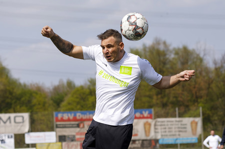 Charity Fußball-Länderspiel in Duisburg
