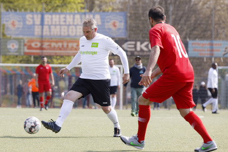 Charity Fußball-Länderspiel in Duisburg