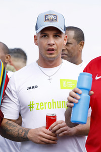 Charity Fußball-Länderspiel in Duisburg