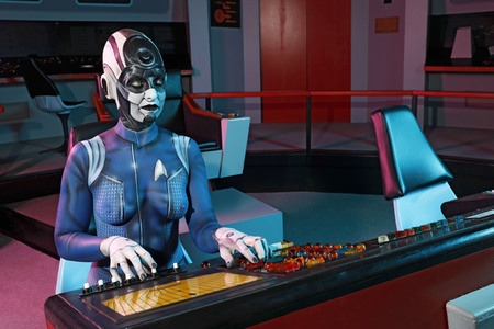 GEEK ART: 'Star Trek Discovery' Bodypainting