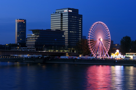 Osterkirmes in Köln