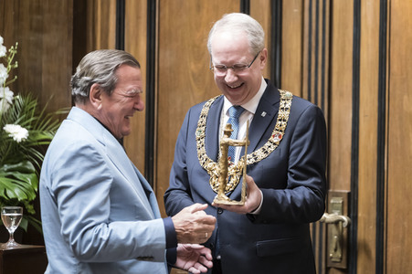 Empfang zum 75. Geburtstag von Gehard Schröder in Hannover