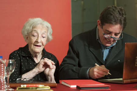 Ida Vitale im Instituto Cervantes in Madrid
