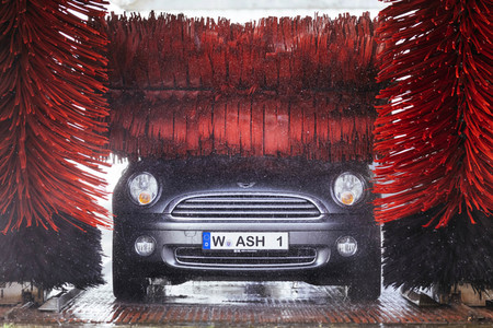 Symbolfoto Autowäsche