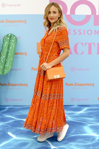 Pop-up Shop Opening 'Be Active' in Köln