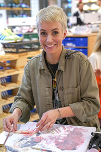 Pop-up Shop Opening 'Be Active' in Köln