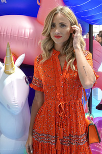 Pop-up Shop Opening 'Be Active' in Köln