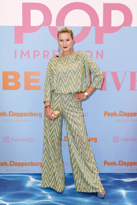 Pop-up Shop Opening 'Be Active' in Köln